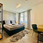 Apartment Am Spremberger Turm, 65Qm, 2 Schlafzimmer, Kueche, Parkplatz, Balkon, Waschmaschine